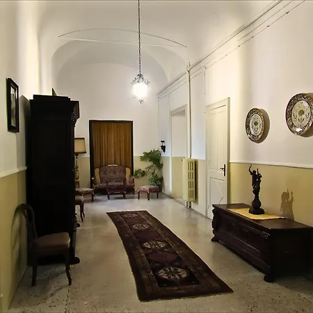 Monastero Di Santo Stefano דירה *
